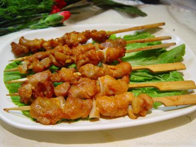 餐飲創(chuàng)業(yè)項(xiàng)目，無煙燒烤技術(shù)培訓(xùn)哪里比較好？